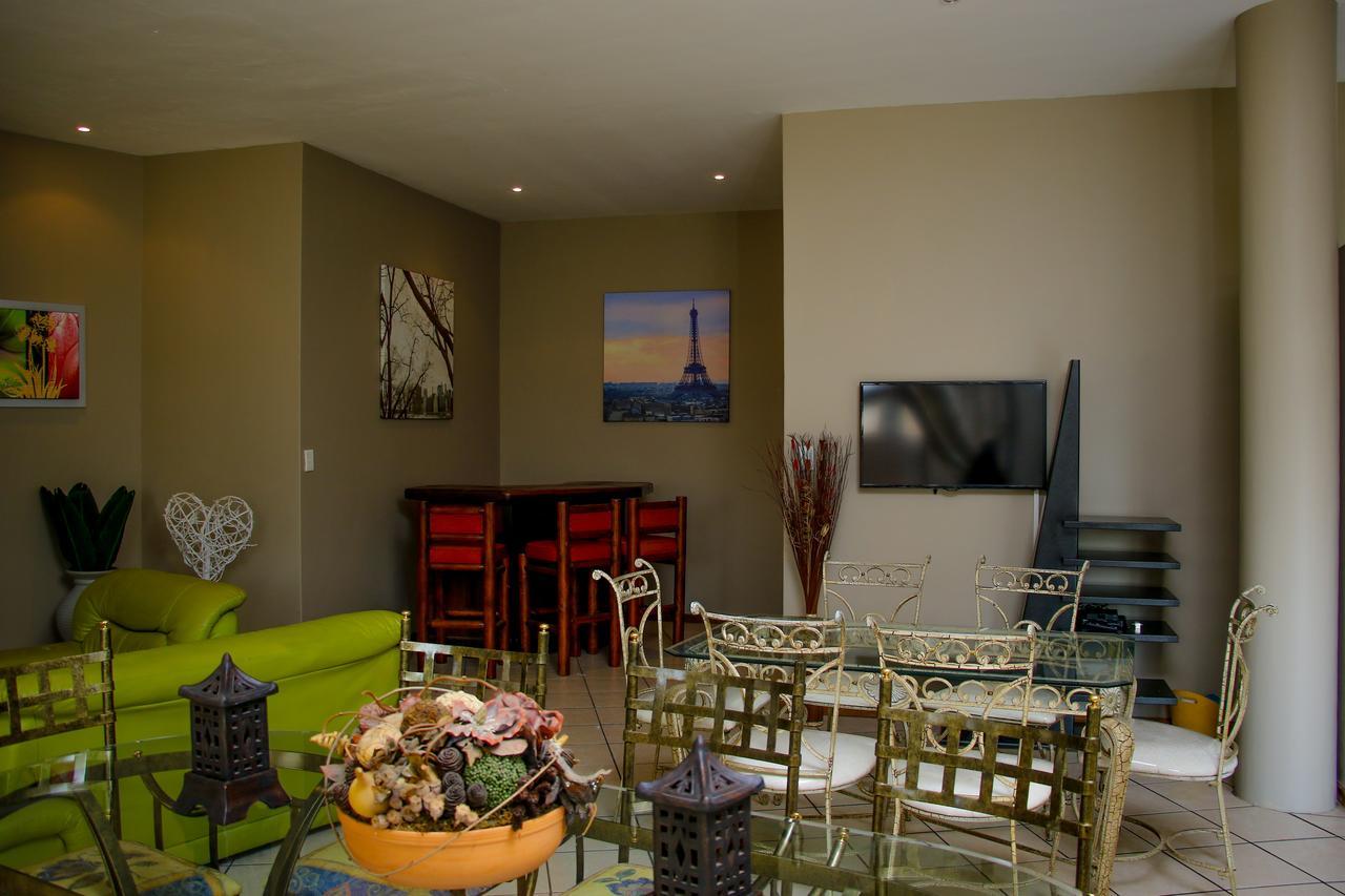 Waterfall Guesthouse Midrand Eksteriør bilde