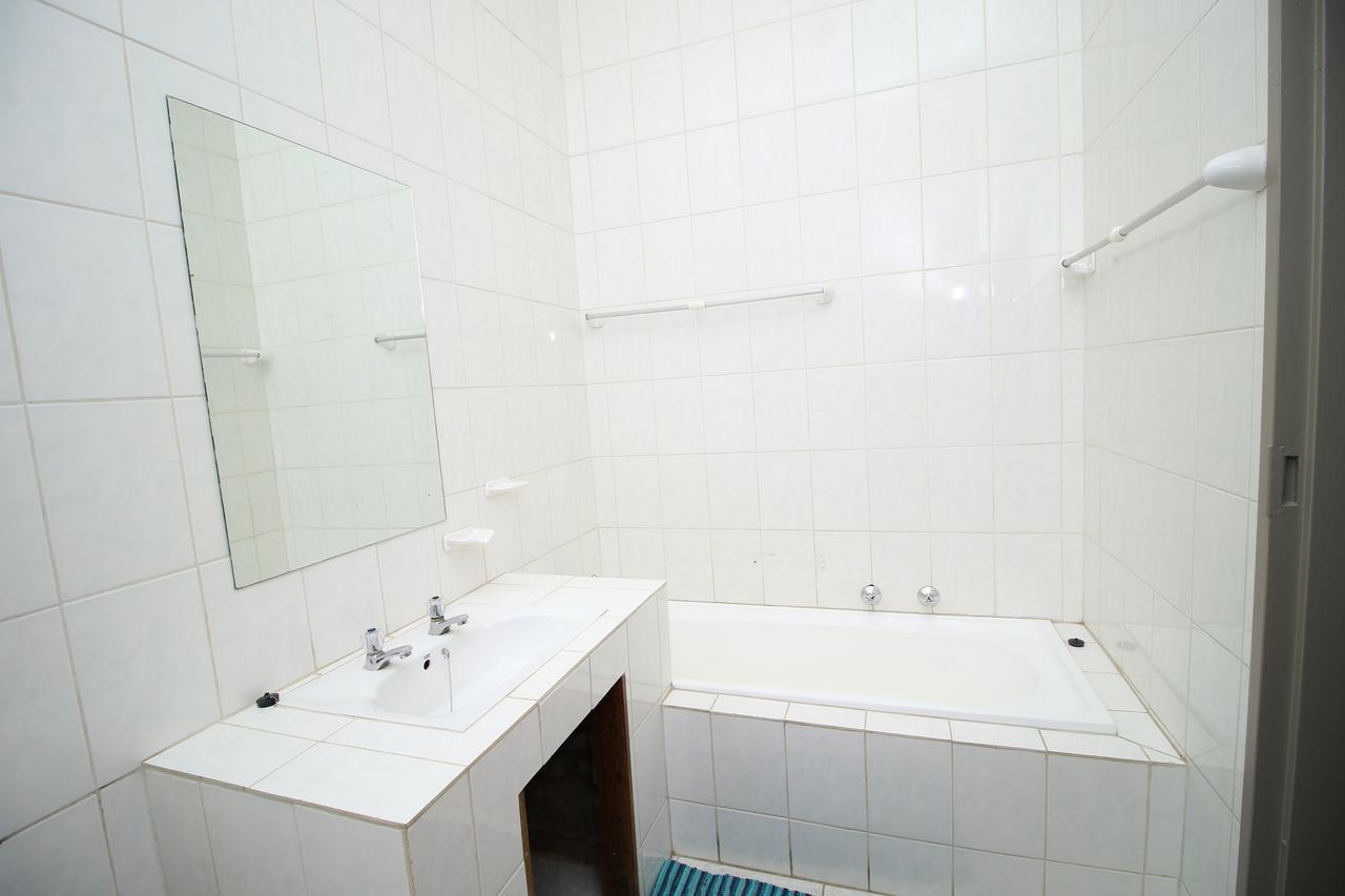 Waterfall Guesthouse Midrand Eksteriør bilde